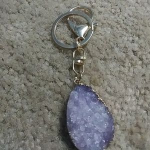Gold crested amethyst keychain
